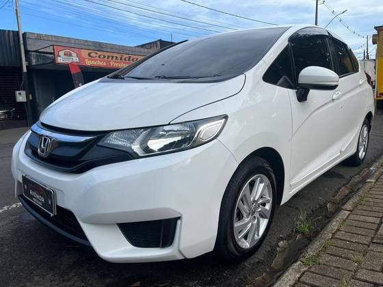 HONDA FIT 1.5 DX 16V FLEX 4P AUTOMÁTICO HONDA FIT 1.5 DX 16V FLEX 4P AUTOMÁTICO